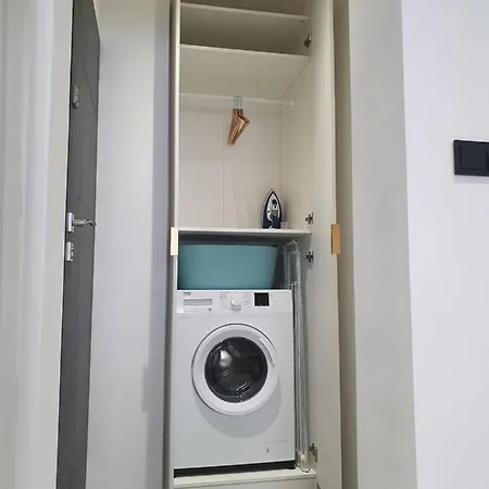 Mirror Lejlighed Oświęcim (Auschwitz)